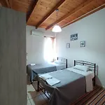 Thermopules Lägenhetshotell Lamía
