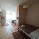 Thermopules Lägenhetshotell Lamía